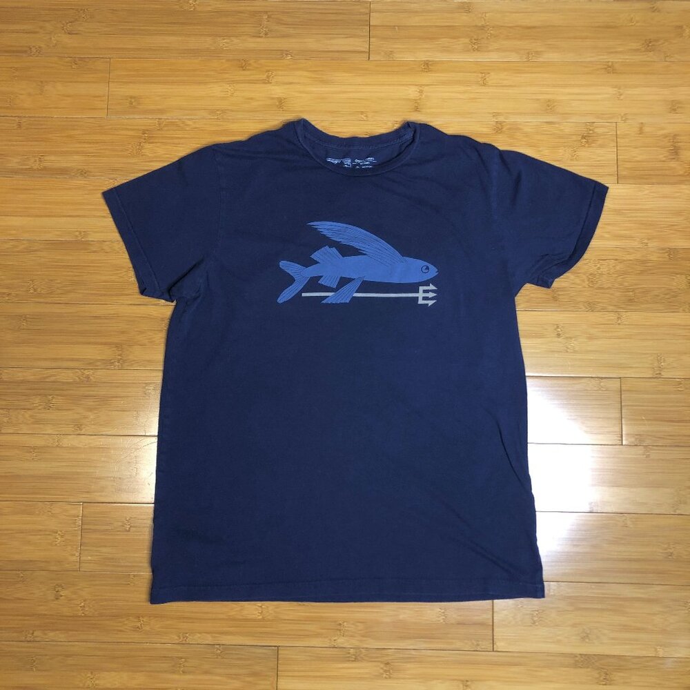Women's size Large Patagonia Flying Fish Navy Slim Fit Tee Organic Cotton USA L